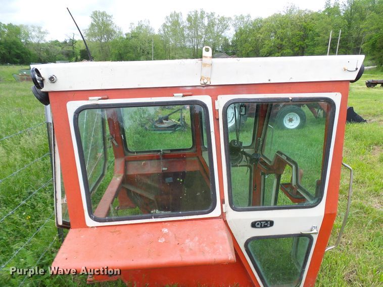 image for item DG5688 Year-A-Round Cab Corp. 506 cab enclosure