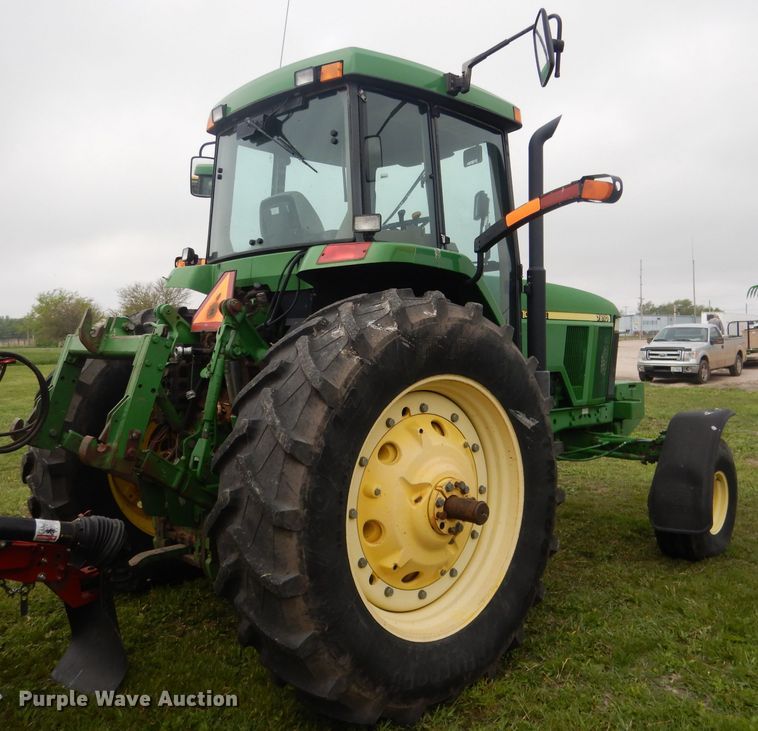 image for item DG5978 2003 John Deere 7810  tractor