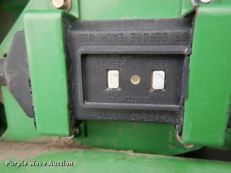 image for item DG5978 2003 John Deere 7810  tractor