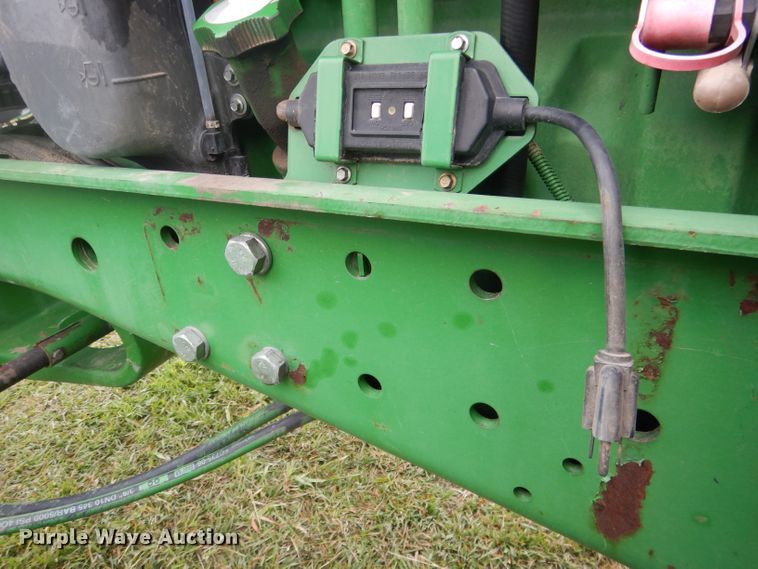 image for item DG5978 2003 John Deere 7810  tractor