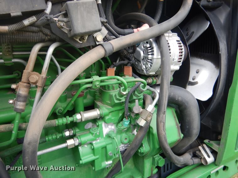 image for item DG5978 2003 John Deere 7810  tractor