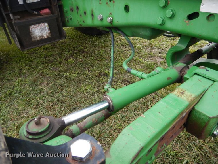 image for item DG5978 2003 John Deere 7810  tractor