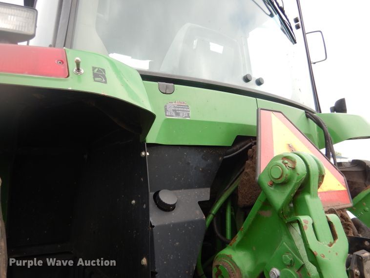 image for item DG5978 2003 John Deere 7810  tractor