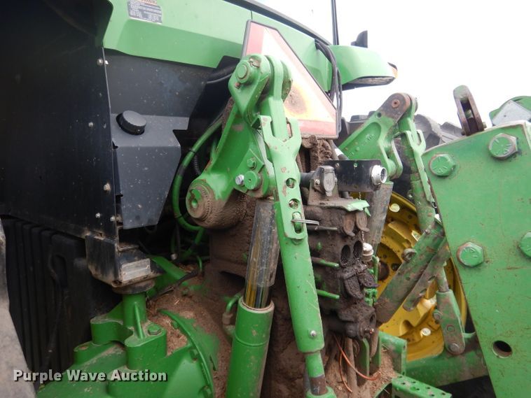 image for item DG5978 2003 John Deere 7810  tractor