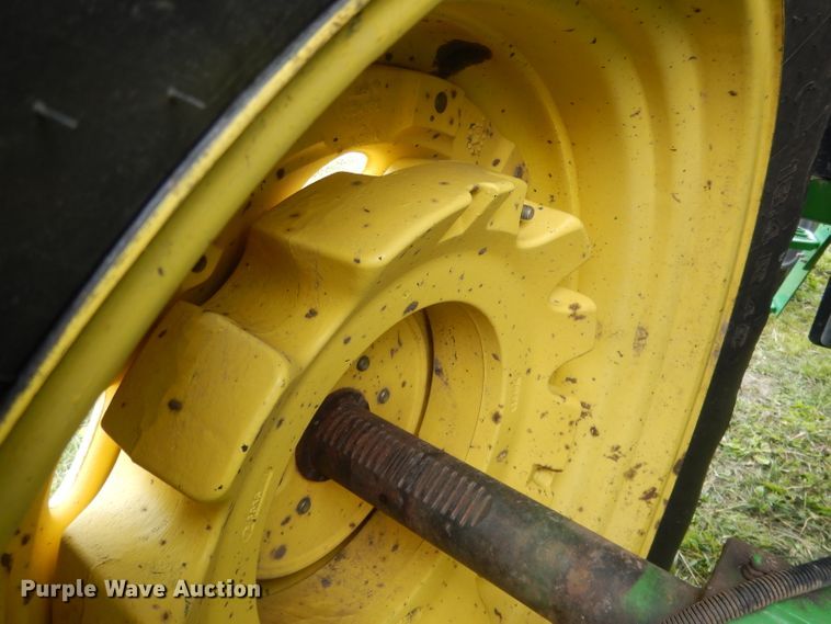 image for item DG5978 2003 John Deere 7810  tractor