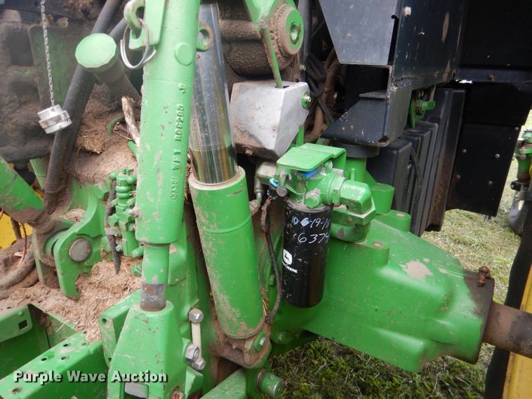 image for item DG5978 2003 John Deere 7810  tractor