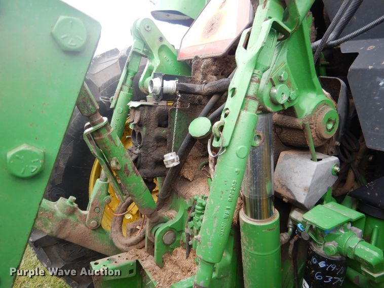 image for item DG5978 2003 John Deere 7810  tractor