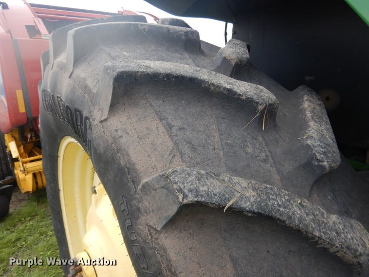 image for item DG5978 2003 John Deere 7810  tractor