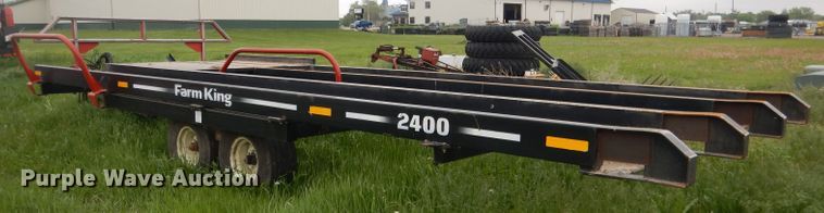 image for item DG5979 Farm King BM2400 bale carrier