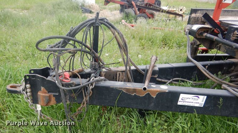 image for item DG5979 Farm King BM2400 bale carrier