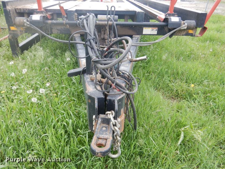 image for item DG5979 Farm King BM2400 bale carrier