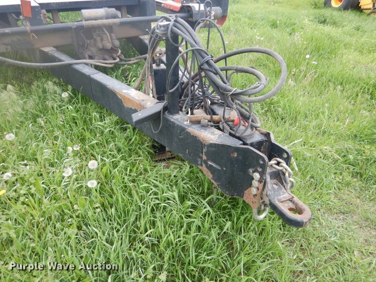 image for item DG5979 Farm King BM2400 bale carrier