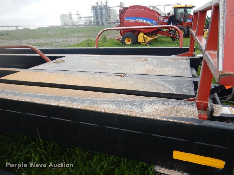 image for item DG5979 Farm King BM2400 bale carrier