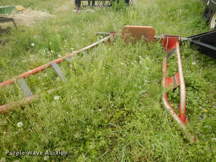 image for item DG5979 Farm King BM2400 bale carrier