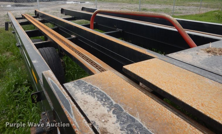 image for item DG5979 Farm King BM2400 bale carrier