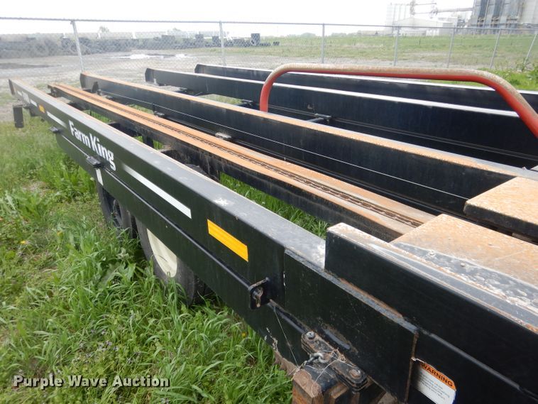 image for item DG5979 Farm King BM2400 bale carrier