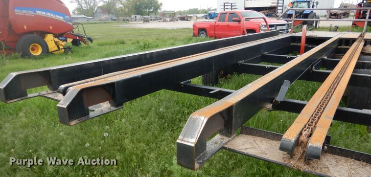 image for item DG5979 Farm King BM2400 bale carrier