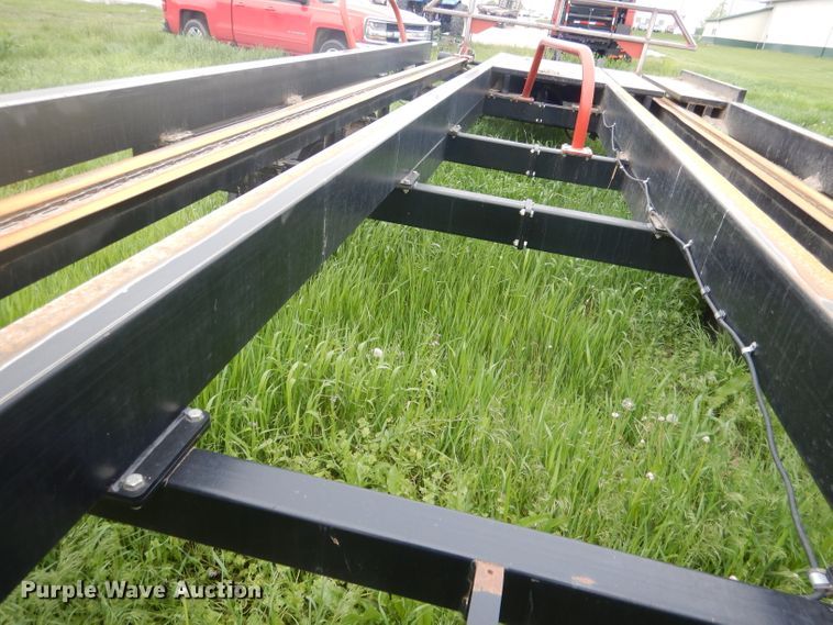 image for item DG5979 Farm King BM2400 bale carrier