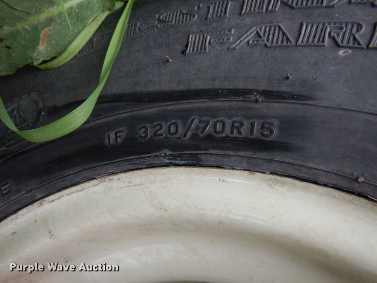 image for item DG5979 Farm King BM2400 bale carrier