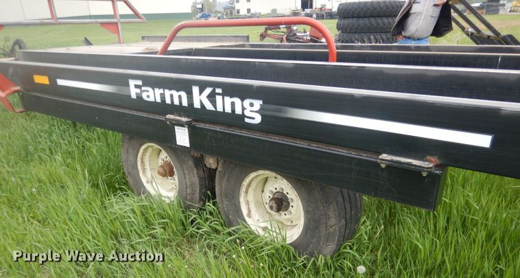 image for item DG5979 Farm King BM2400 bale carrier
