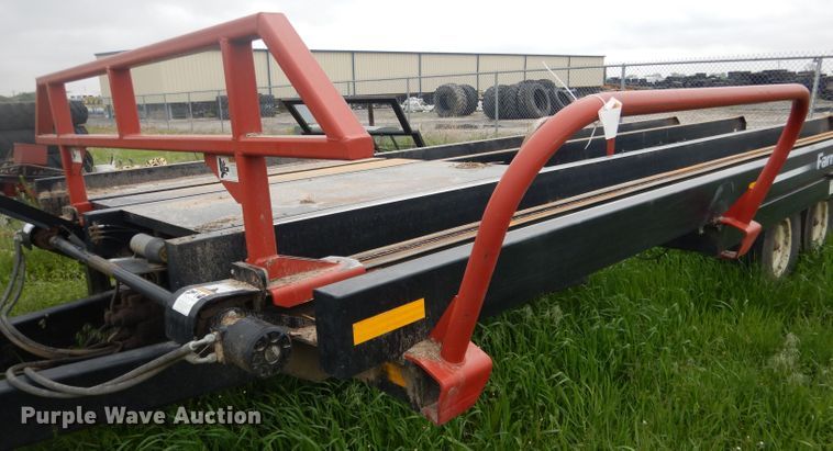image for item DG5979 Farm King BM2400 bale carrier