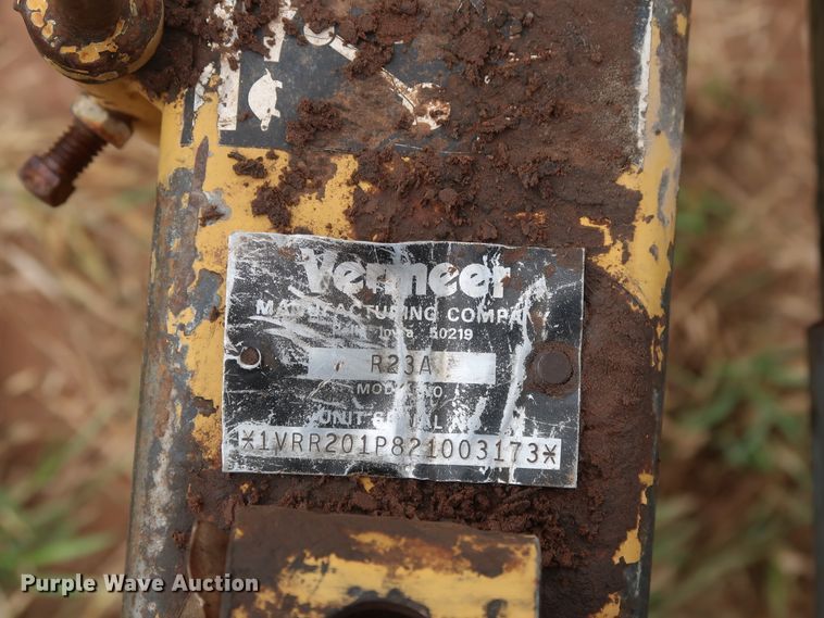 image for item DH0894 2002 Vermeer R23A hay rake