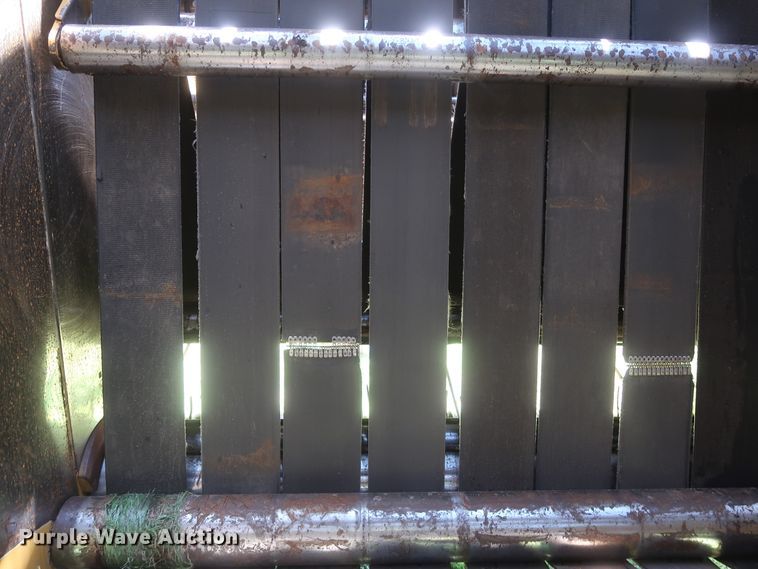 image for item DH0918 2006 Vermeer 605M round baler