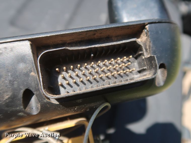 image for item DH0918 2006 Vermeer 605M round baler