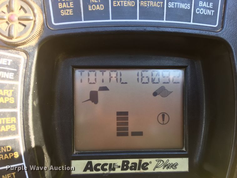 image for item DH0918 2006 Vermeer 605M round baler