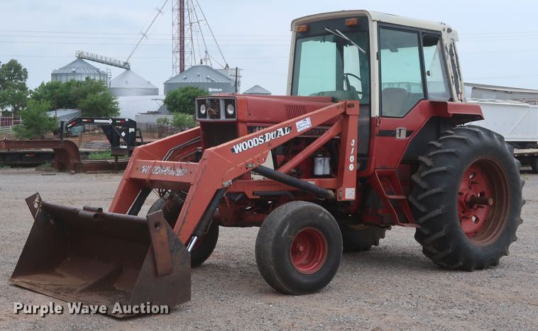 image for item DH0923 1979 International 1486  tractor