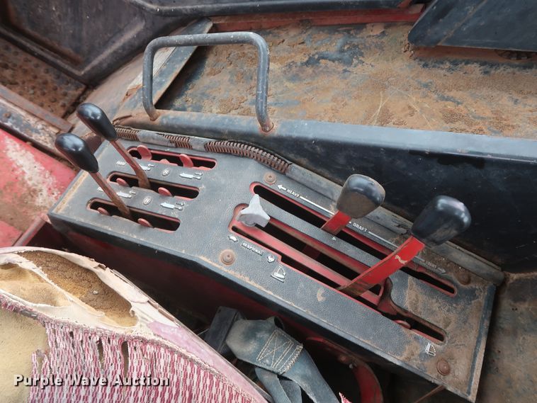 image for item DH0923 1979 International 1486  tractor