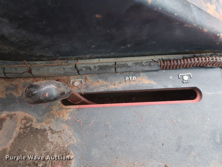 image for item DH0923 1979 International 1486  tractor