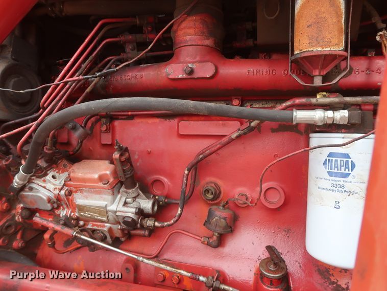 image for item DH0923 1979 International 1486  tractor