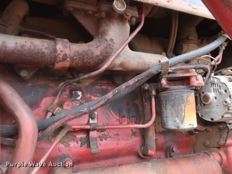 image for item DH0923 1979 International 1486  tractor