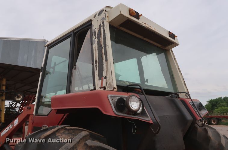 image for item DH0923 1979 International 1486  tractor