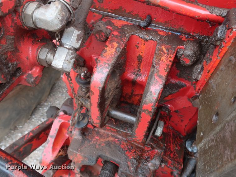 image for item DH0923 1979 International 1486  tractor