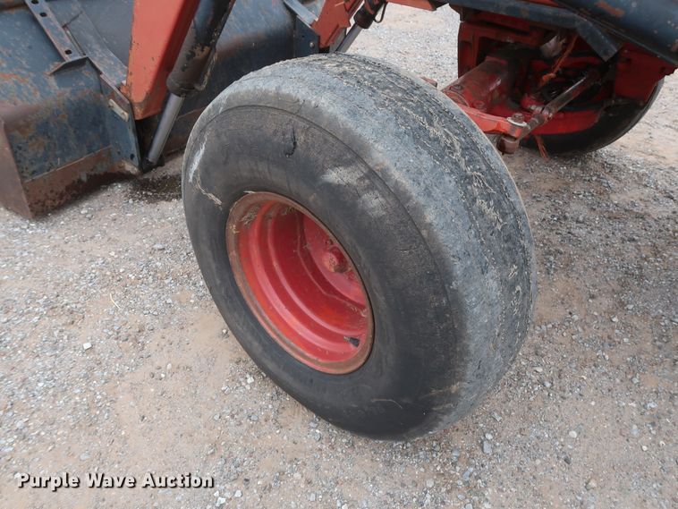 image for item DH0923 1979 International 1486  tractor