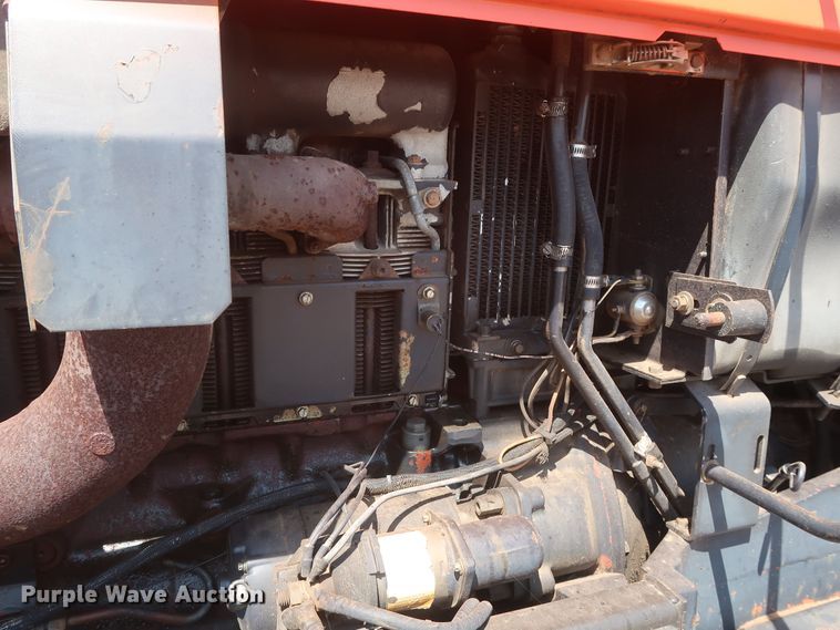 image for item DH0924 1991 Deutz Allis 9170  MFWD tractor