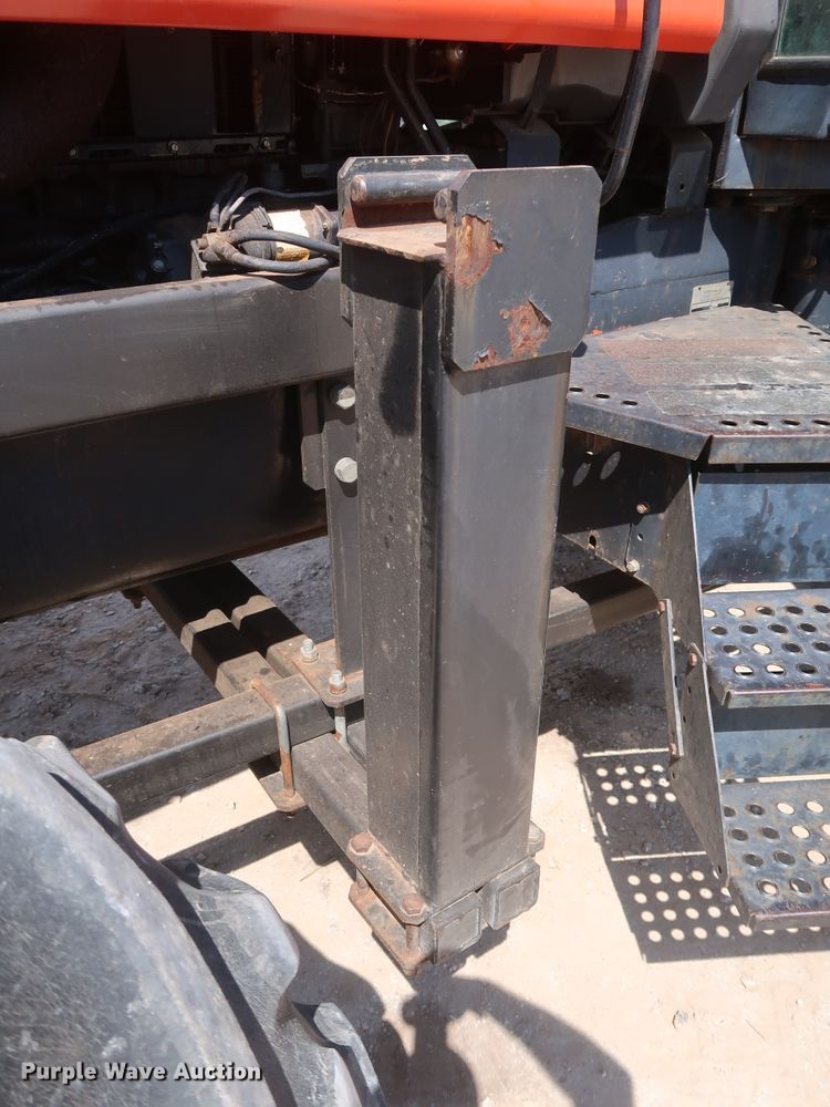 image for item DH0924 1991 Deutz Allis 9170  MFWD tractor