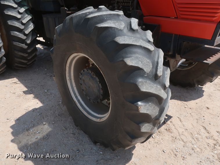 image for item DH0924 1991 Deutz Allis 9170  MFWD tractor