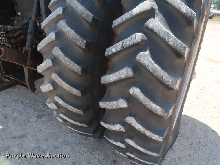 image for item DH0924 1991 Deutz Allis 9170  MFWD tractor