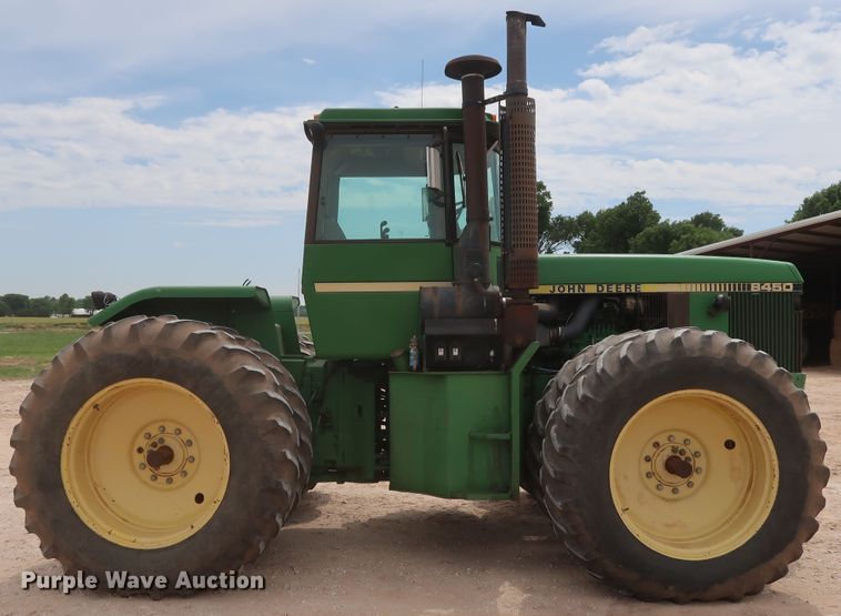 image for item DH0925 1983 John Deere 8450  4WD tractor