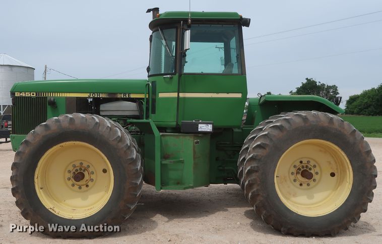 image for item DH0925 1983 John Deere 8450  4WD tractor
