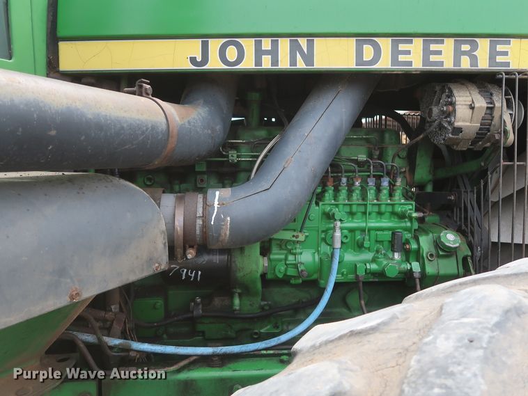 image for item DH0925 1983 John Deere 8450  4WD tractor