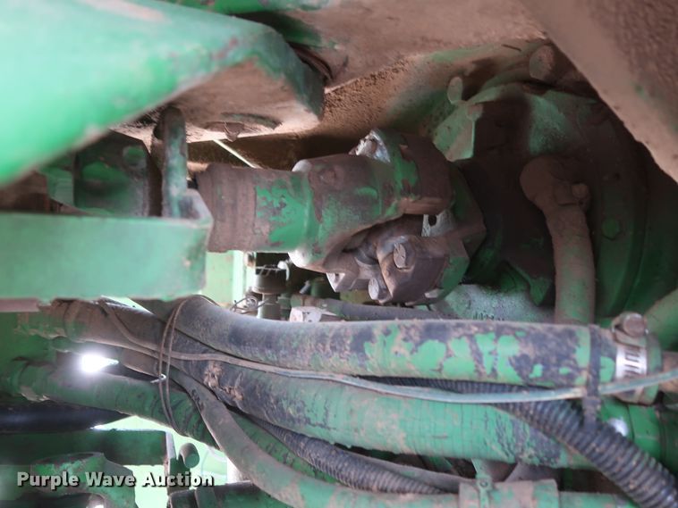 image for item DH0925 1983 John Deere 8450  4WD tractor