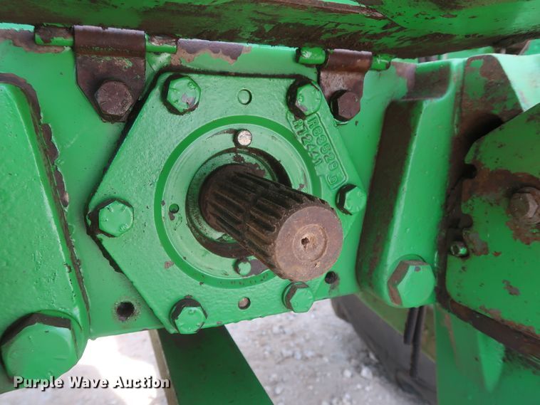 image for item DH0925 1983 John Deere 8450  4WD tractor