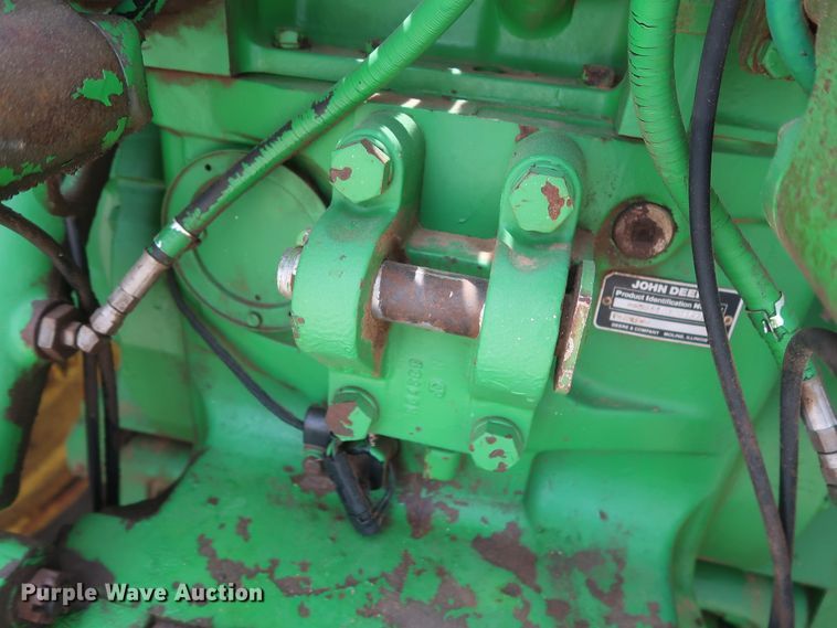 image for item DH0925 1983 John Deere 8450  4WD tractor