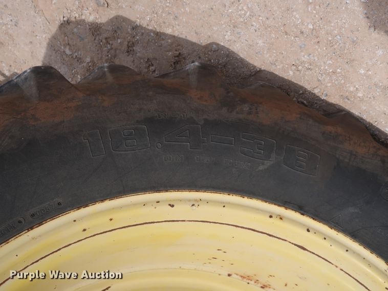 image for item DH0925 1983 John Deere 8450  4WD tractor