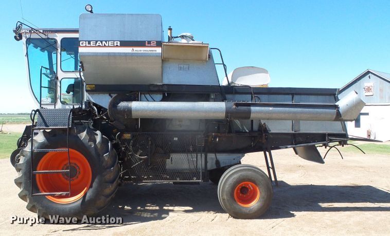 image for item DH4919 1980 Gleaner L2 Corn Plus combine