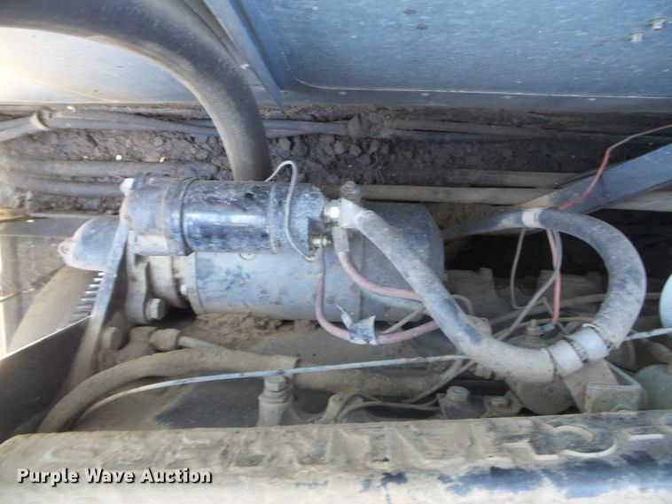 image for item DH4919 1980 Gleaner L2 Corn Plus combine